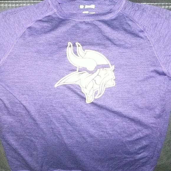 Boys size small official team gear Minnesota Vikin - Picture 3 of 5